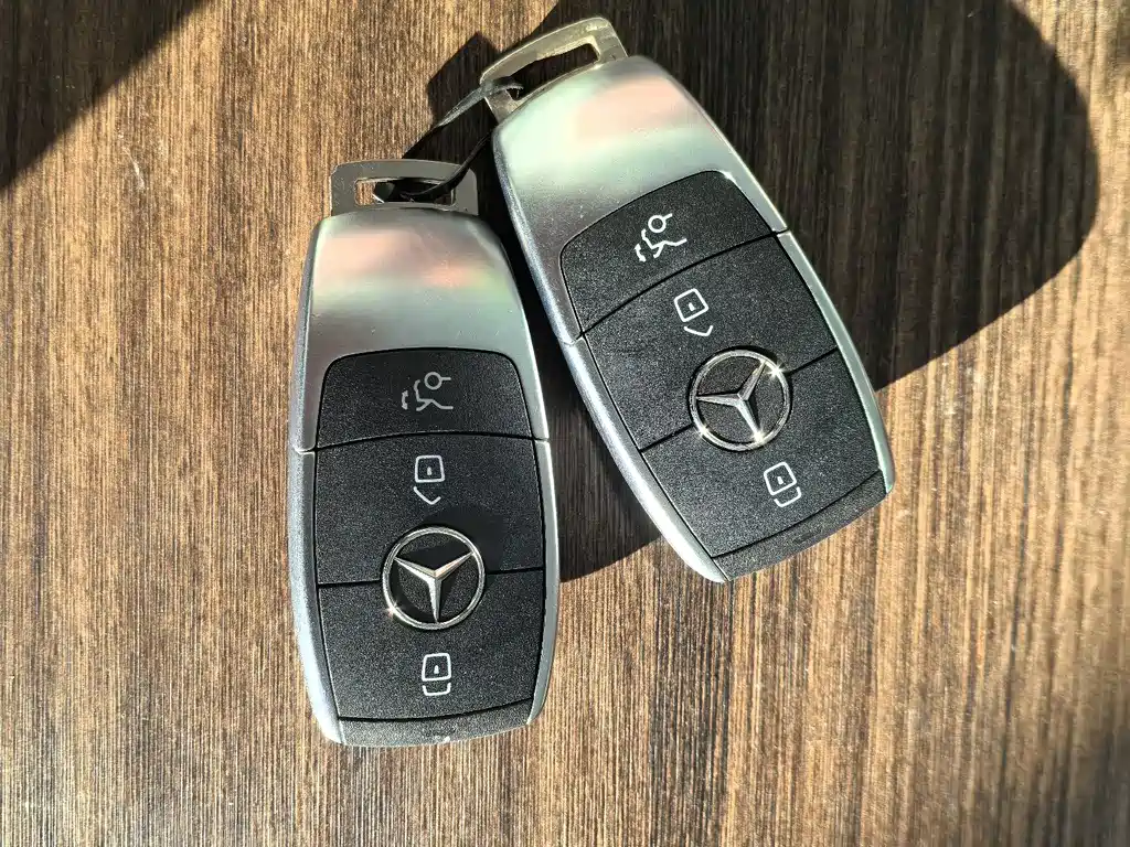Mercedes-Benz C-Class — миниатюра 19