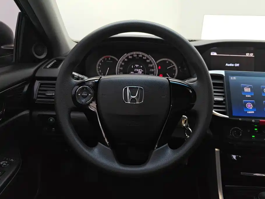 Honda Accord — миниатюра 15