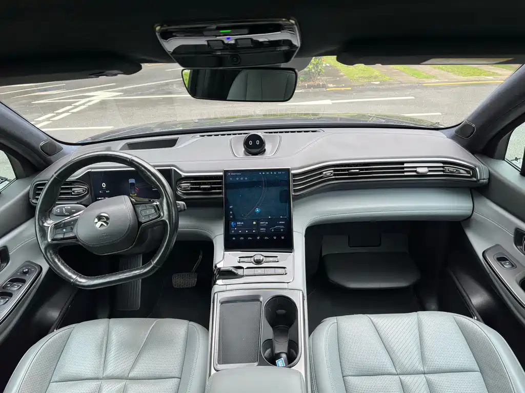 NIO ES8 — миниатюра 11