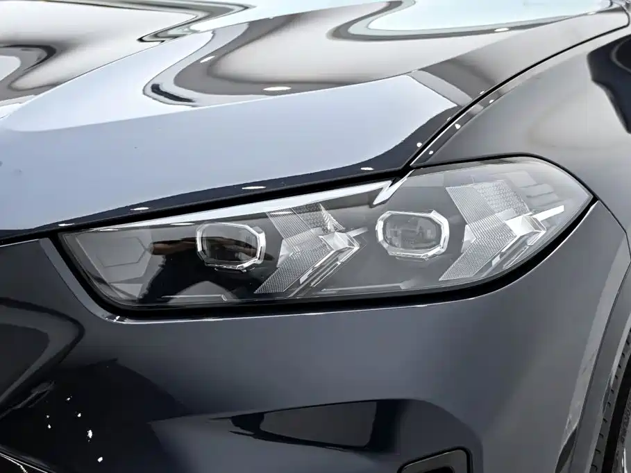BMW X5 — миниатюра 9