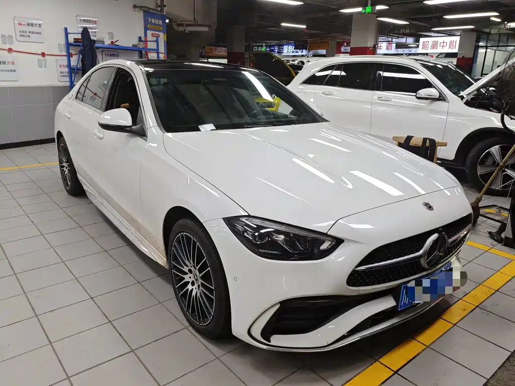 Mercedes-Benz C-Class — миниатюра 2