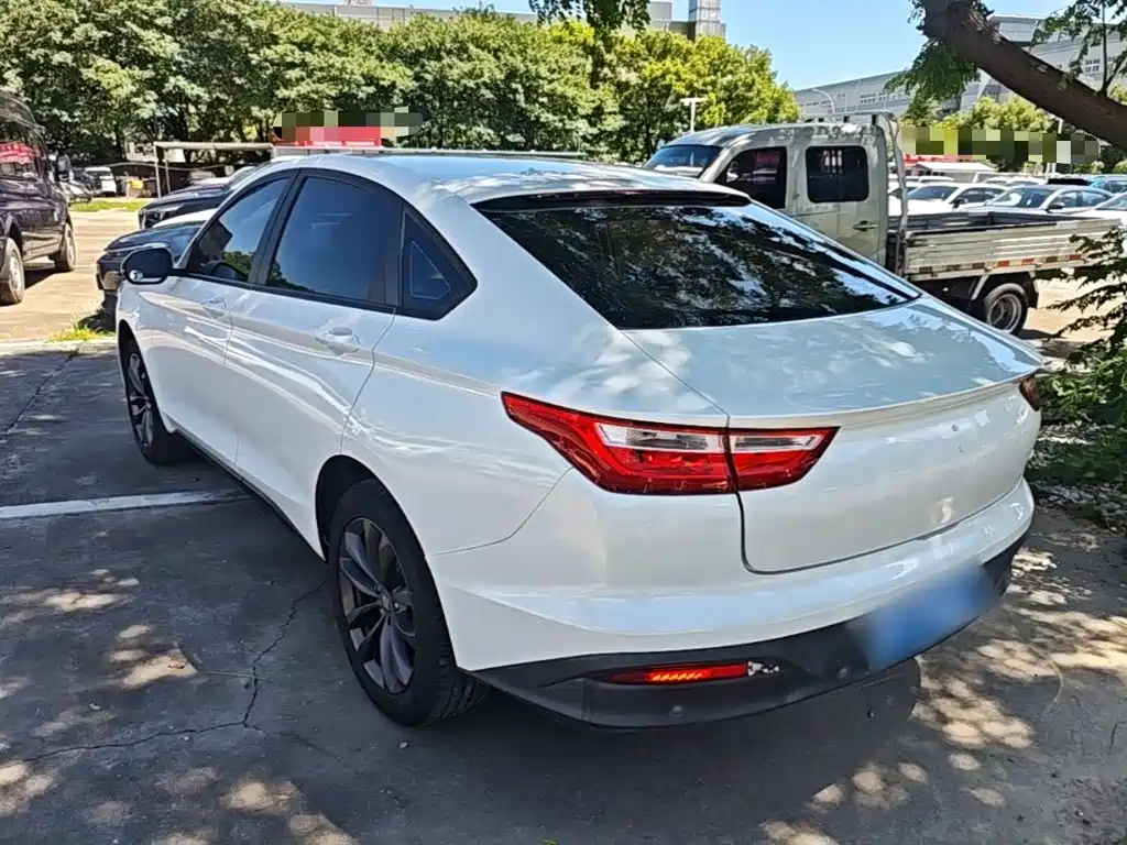 Baojun RC-6 — миниатюра 5