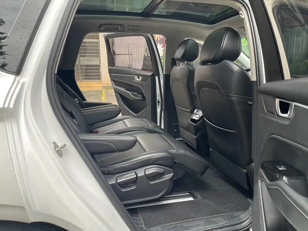 Wuling Victory — миниатюра 12