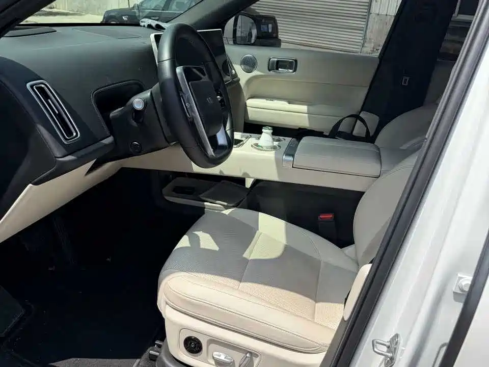 Li Auto Li L6 — миниатюра 5