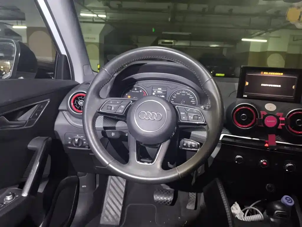 Audi Q2L — миниатюра 3