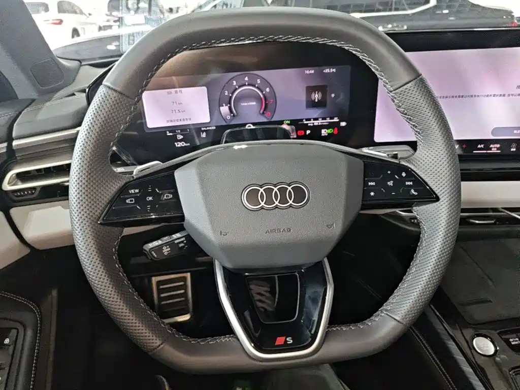 Audi A5L — миниатюра 11