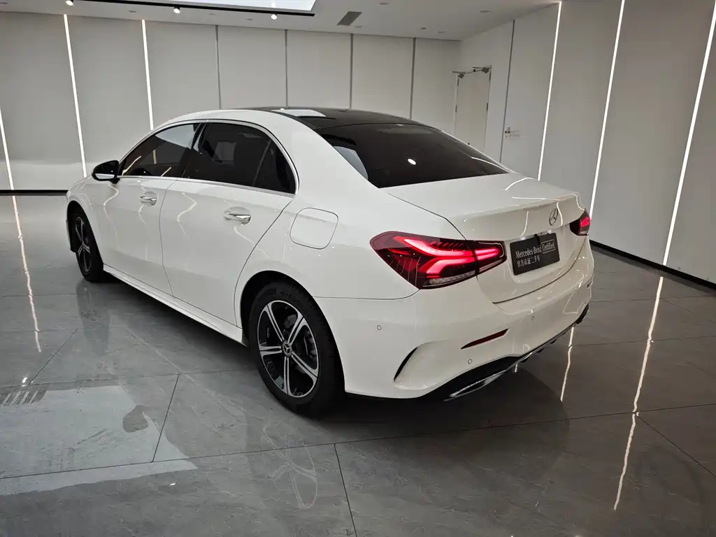 MERCEDES-BENZ A CLASS