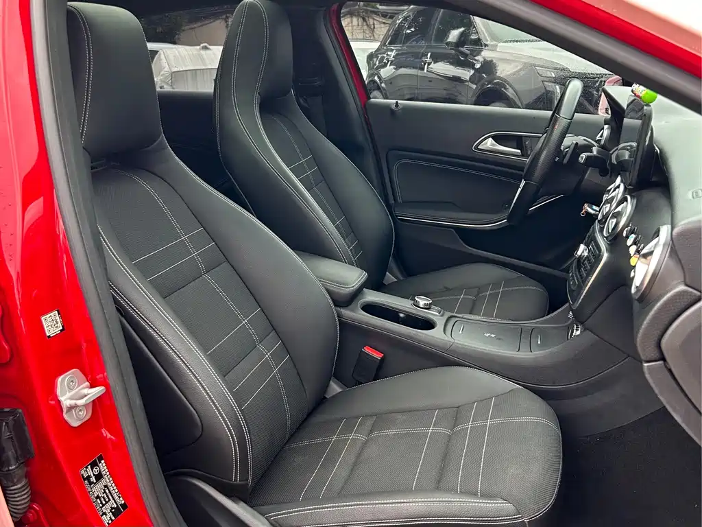Mercedes-Benz A-Class (Import) — миниатюра 14