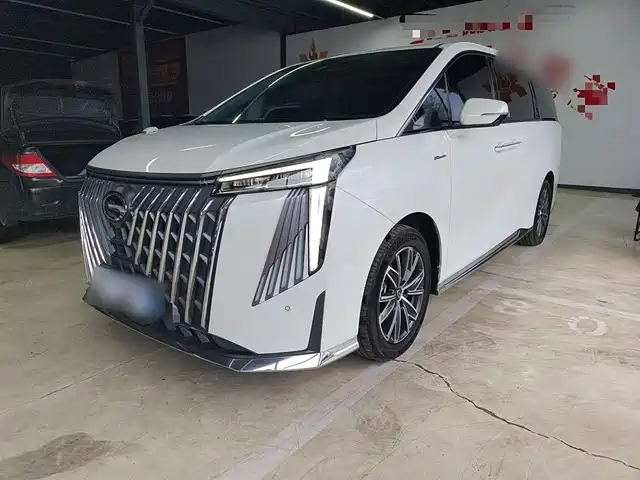 GAC TRUMPCHI M8 2023