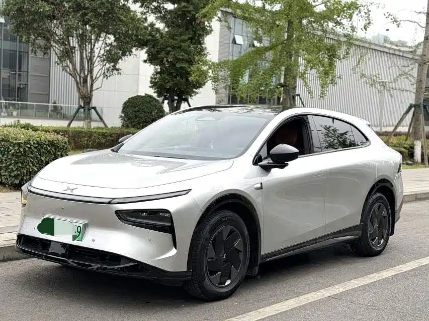 XPeng 小鹏G7 2025
