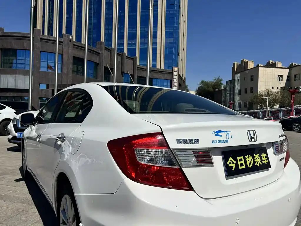 Honda Civic — миниатюра 15