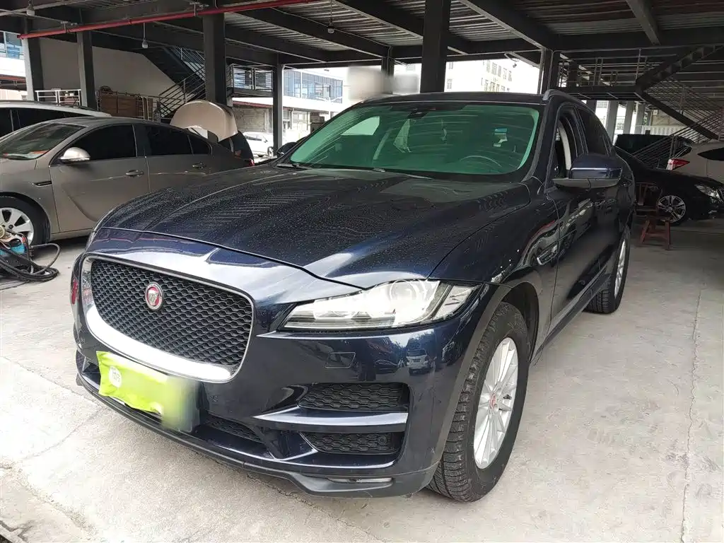 Jaguar F-PACE 2018