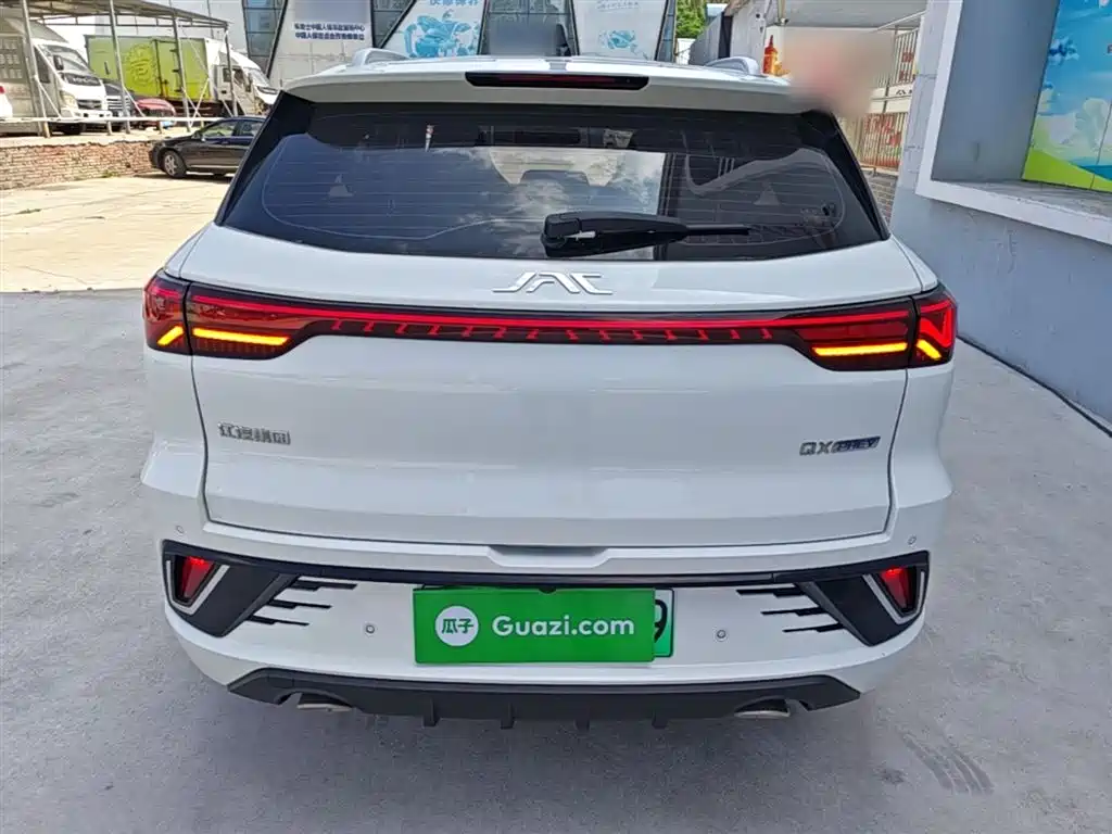 JAC JAC QX PHEV — миниатюра 6