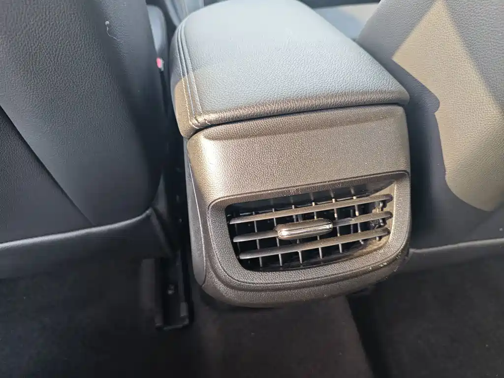 Buick Excelle — миниатюра 9