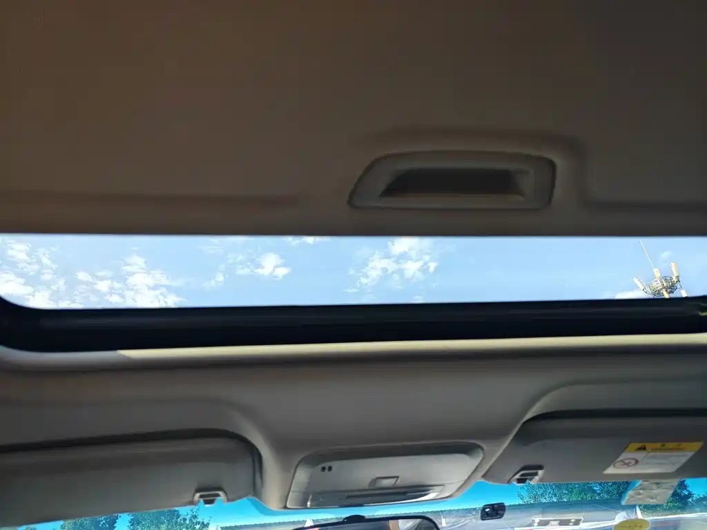 Buick Excelle — миниатюра 10