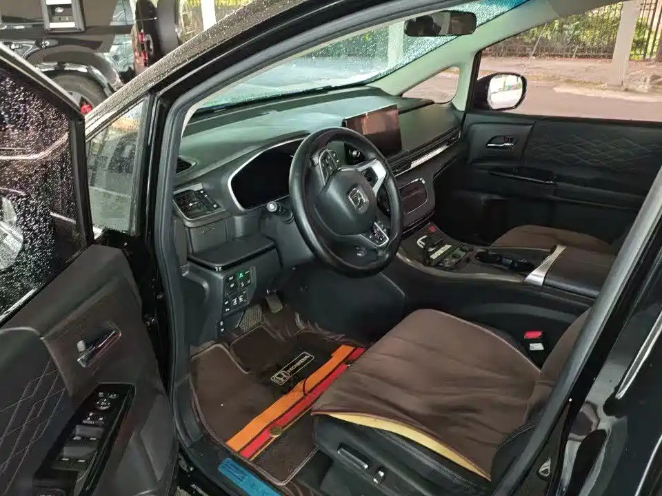 Honda Elysion — миниатюра 3