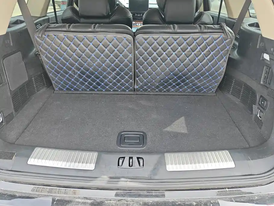 Lincoln Aviator — миниатюра 4