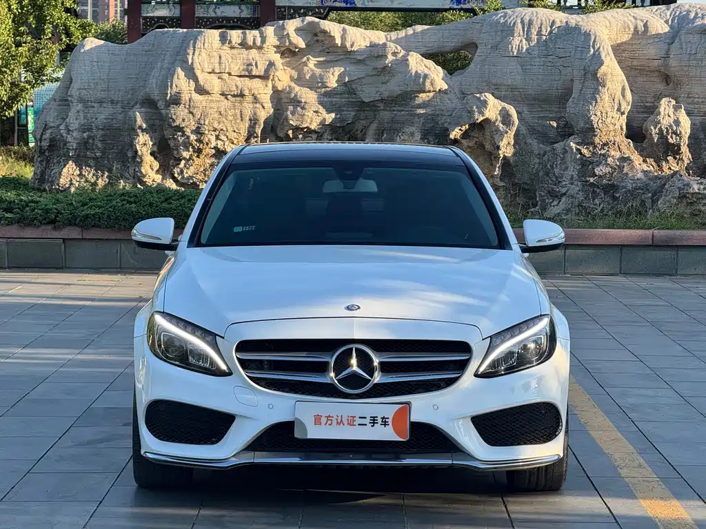 Mercedes-Benz C-Class — миниатюра 2