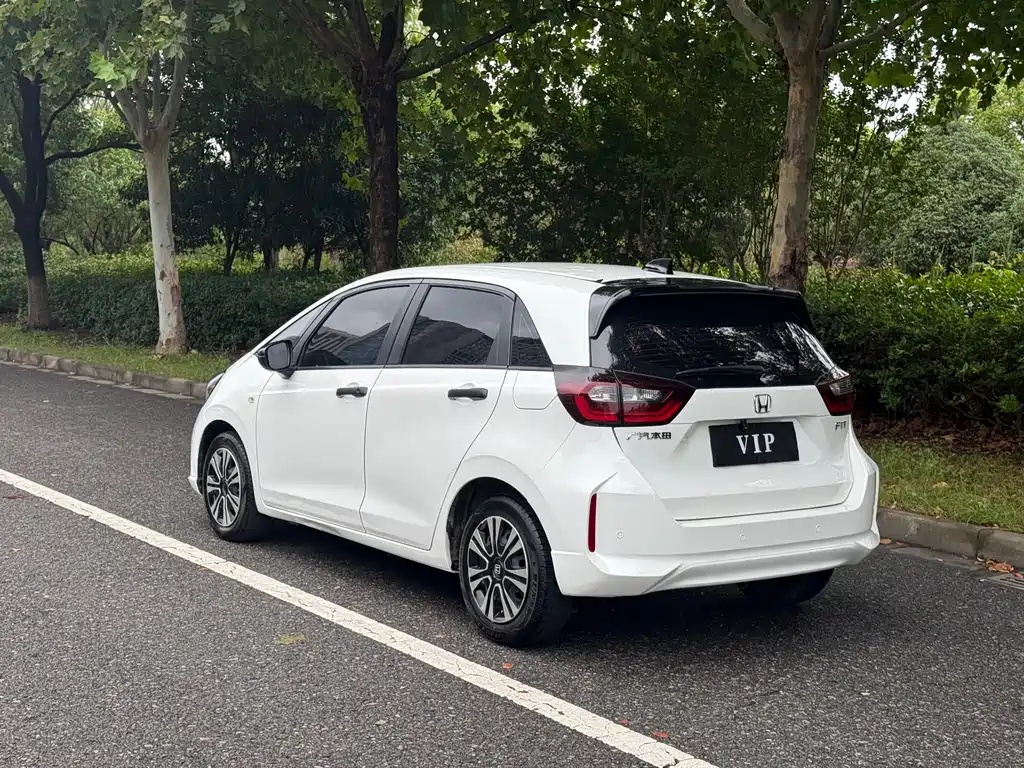 Honda Fit — миниатюра 4