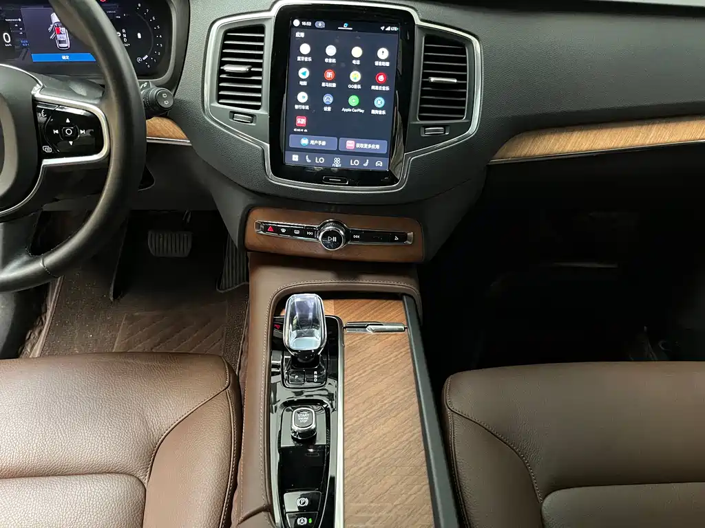 Volvo XC90 — миниатюра 11