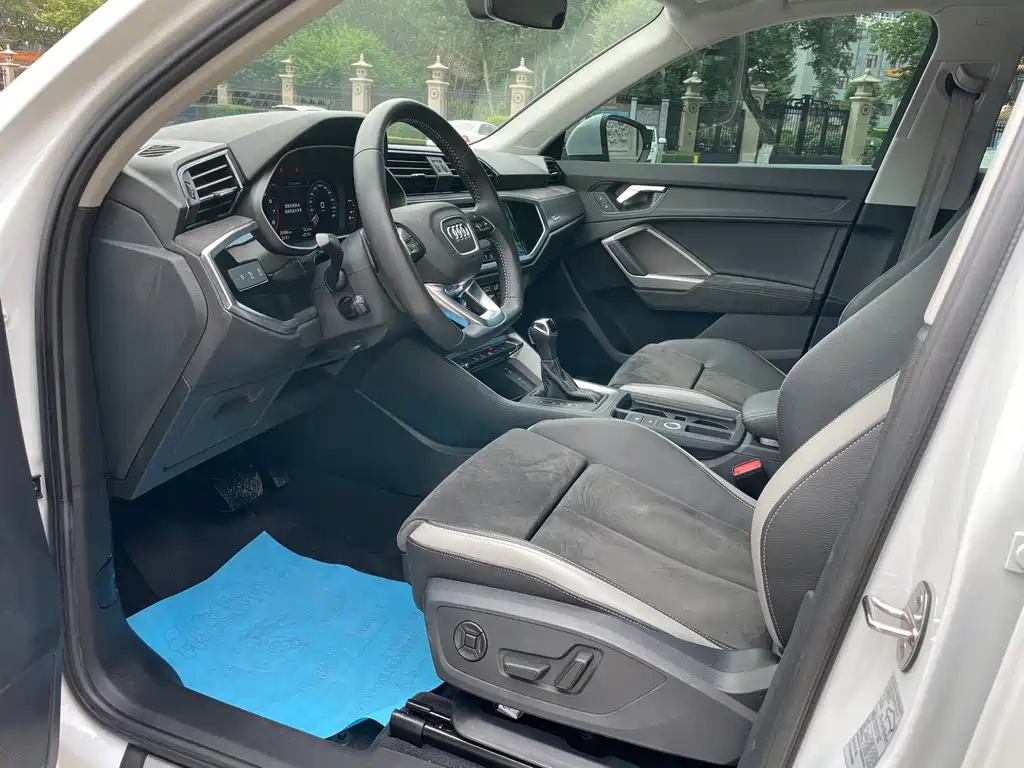 Audi Q3 — миниатюра 7