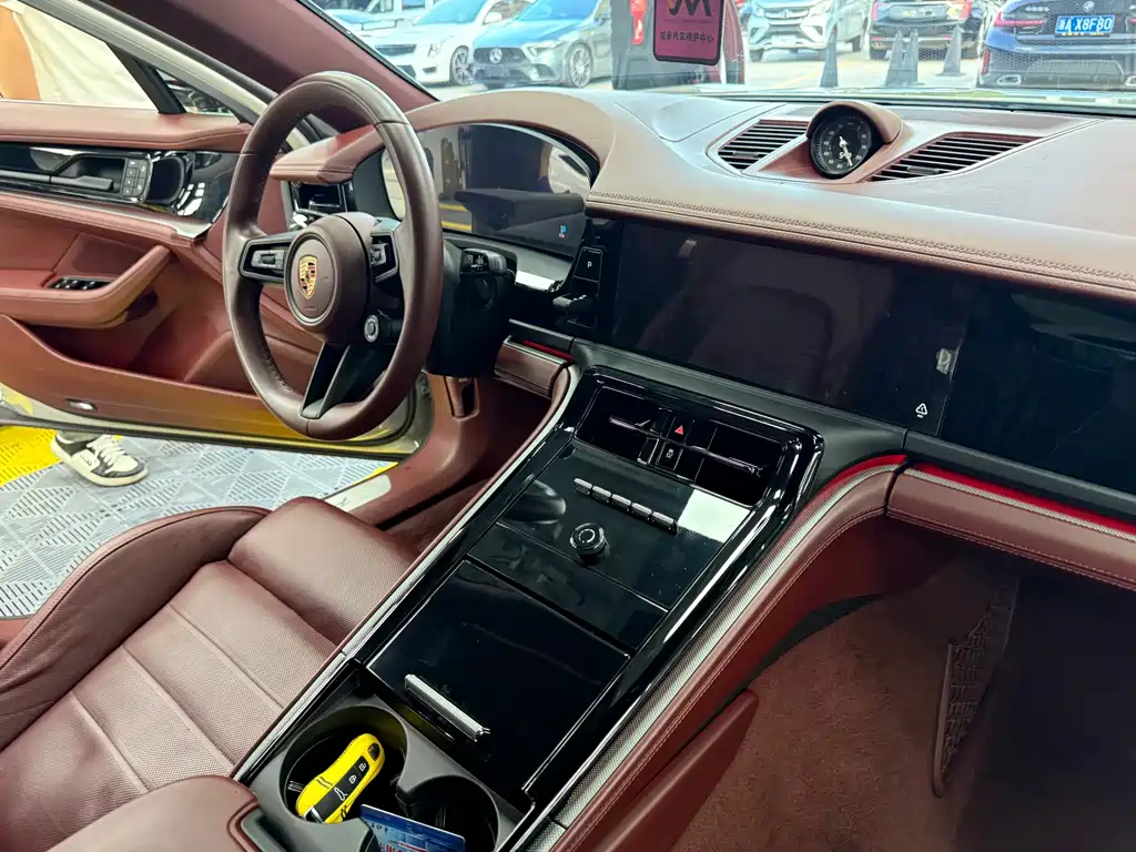 Porsche Panamera — миниатюра 6