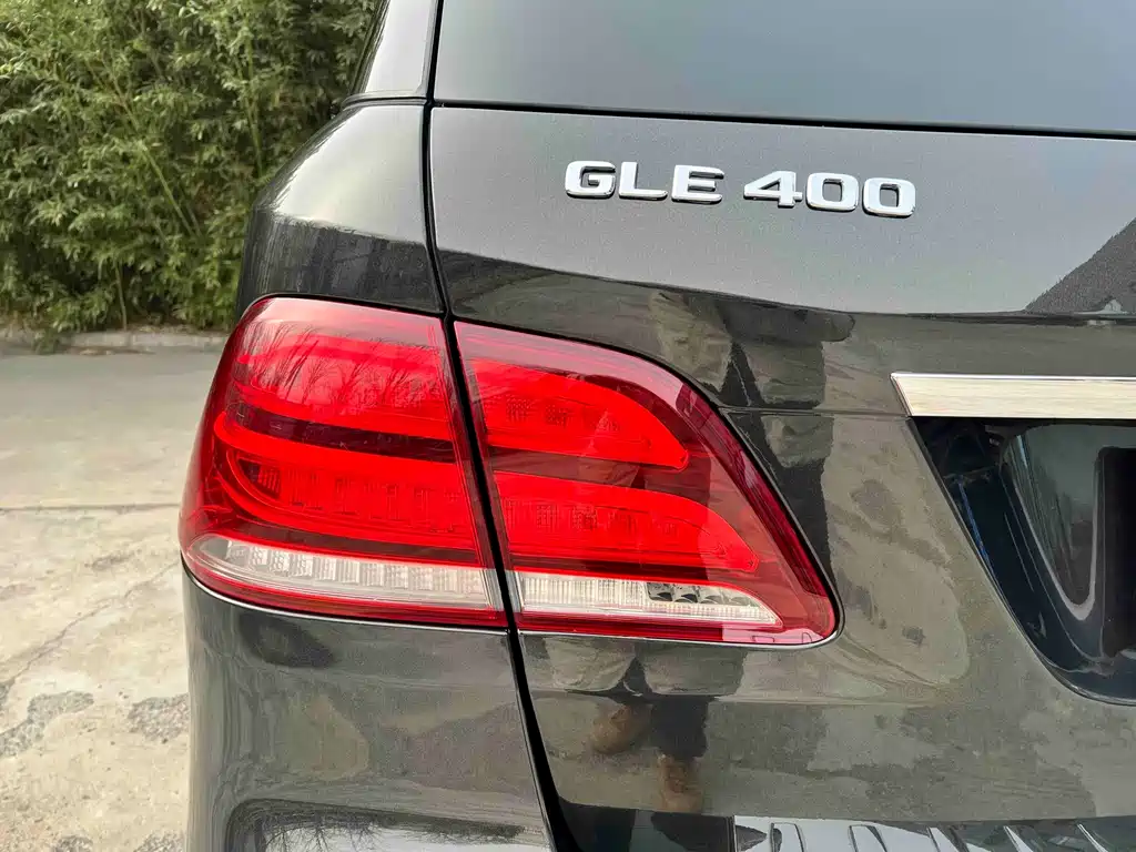 MERCEDES-BENZ GLE