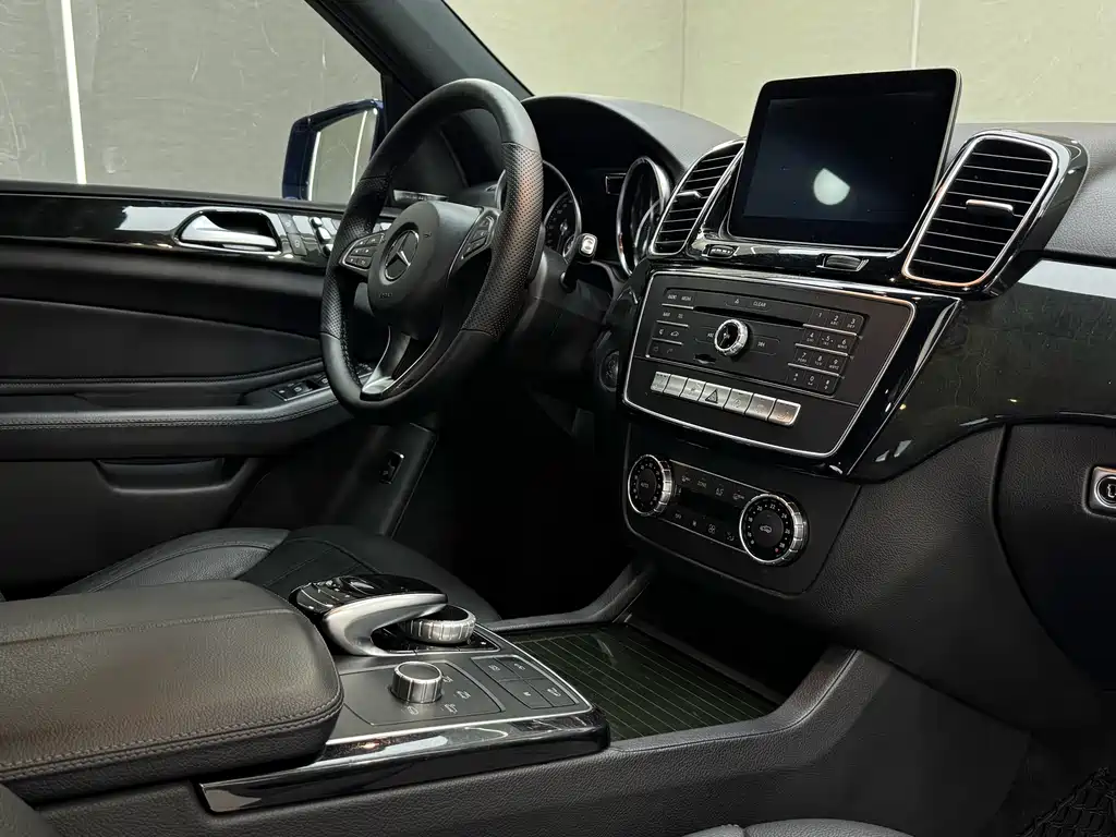 Mercedes-Benz GLE (Import) GLE 400 4MATIC Treasure Edition, фото 23