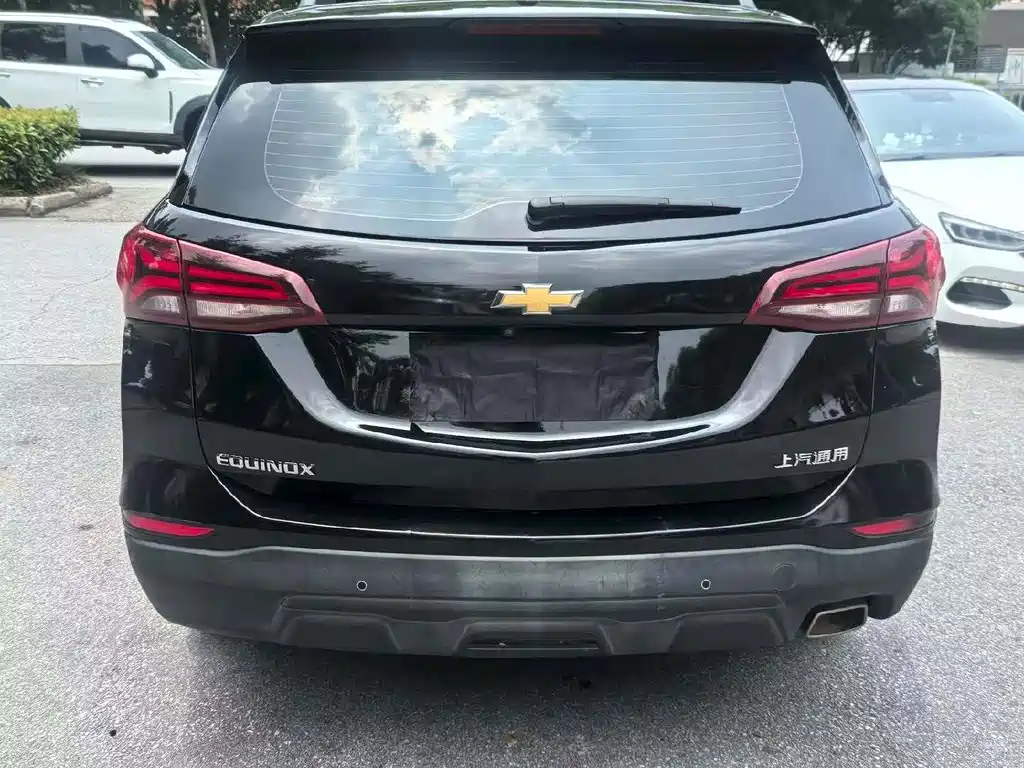 Chevrolet Equinox — миниатюра 8
