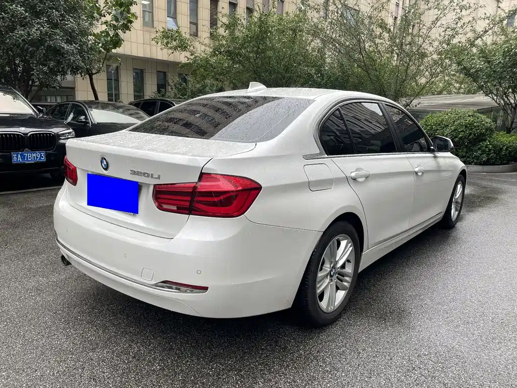 BMW 3 Series — миниатюра 6