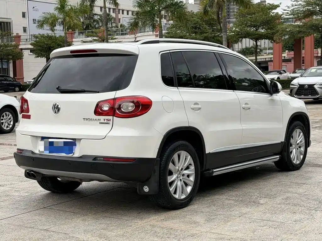 Volkswagen Tiguan — миниатюра 8