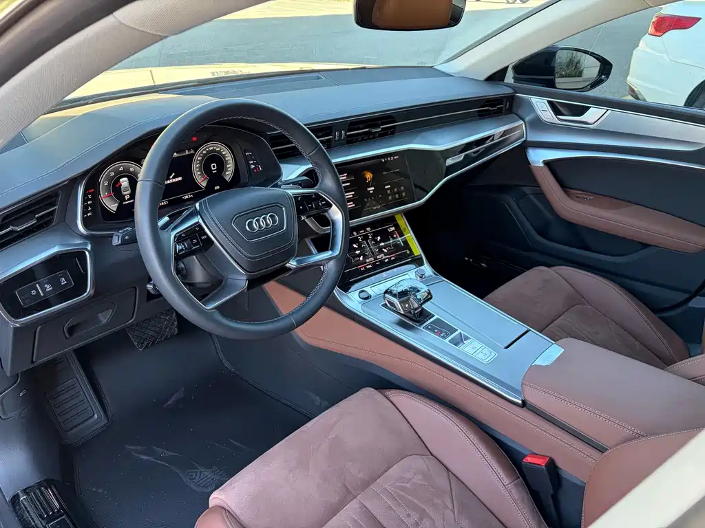 Audi A7L — миниатюра 7