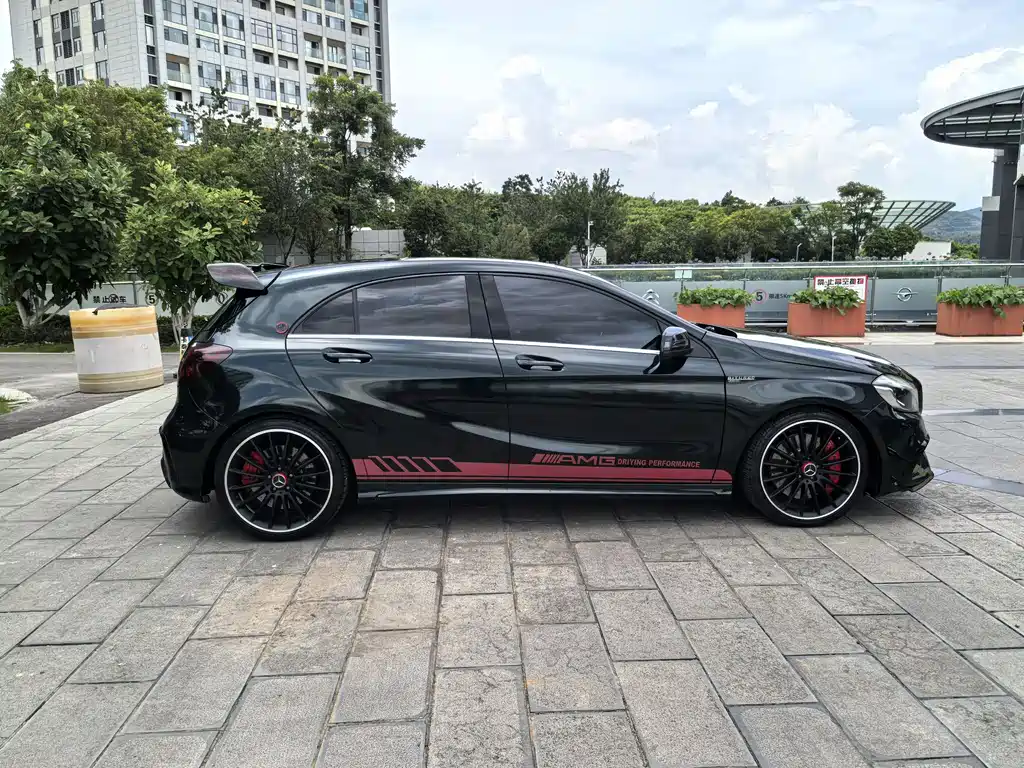 Mercedes-Benz A-Class AMG (Import) AMG A 45 4MATIC, фото 31
