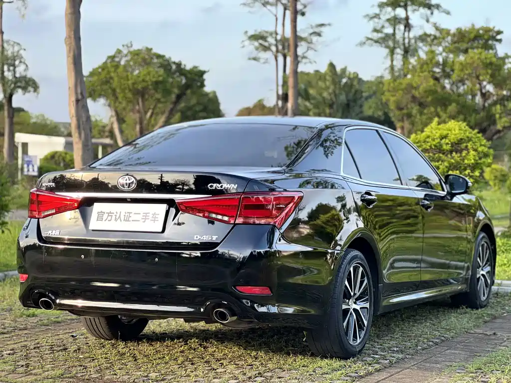 Toyota Crown 2.0T Fashion Edition, фото 19