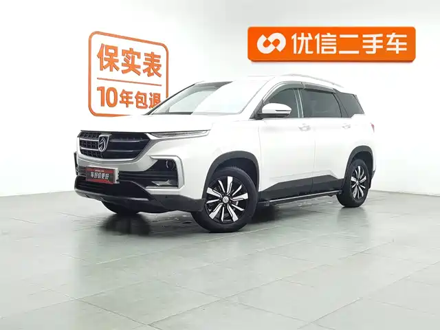 BAOJUN 530 2018