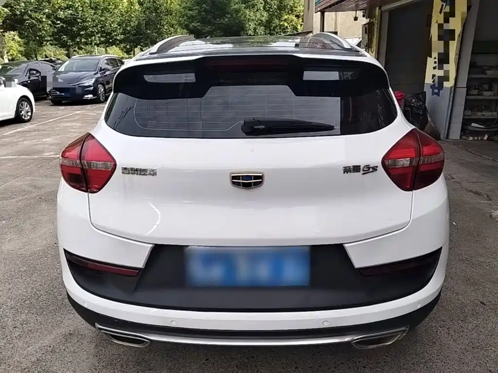 Geely Emgrand GS — миниатюра 6