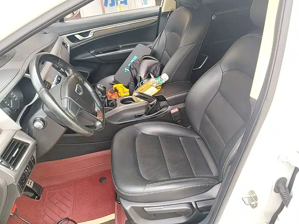 Geely Emgrand GS — миниатюра 15