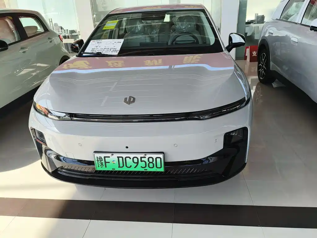 Leapmotor B01 2025 430