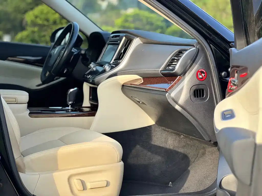 Toyota Crown 2.0T Fashion Edition, фото 23