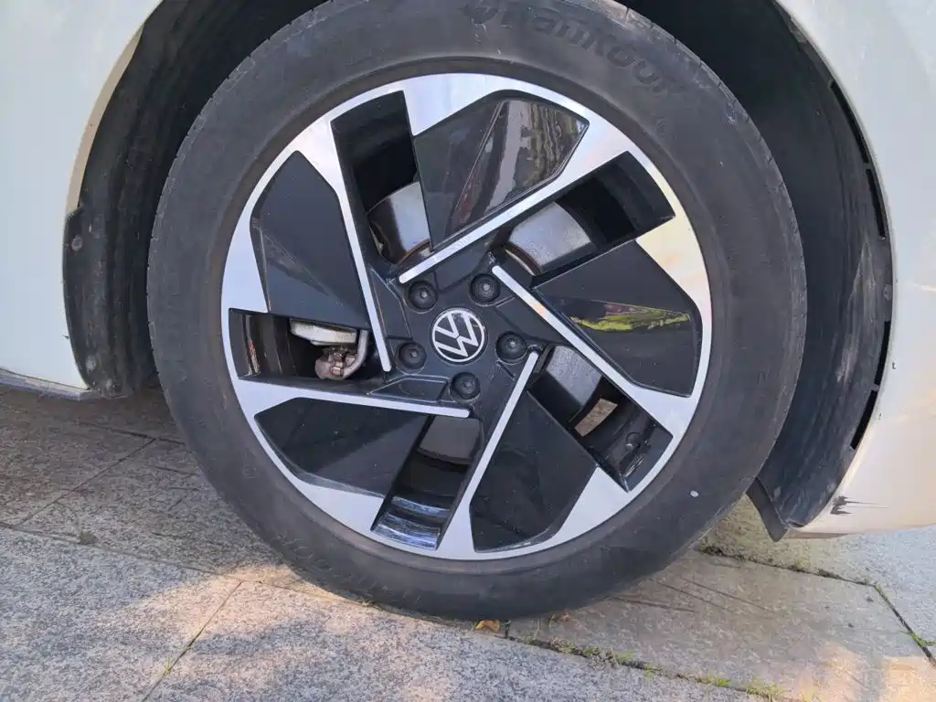 Volkswagen ID.3 — миниатюра 8