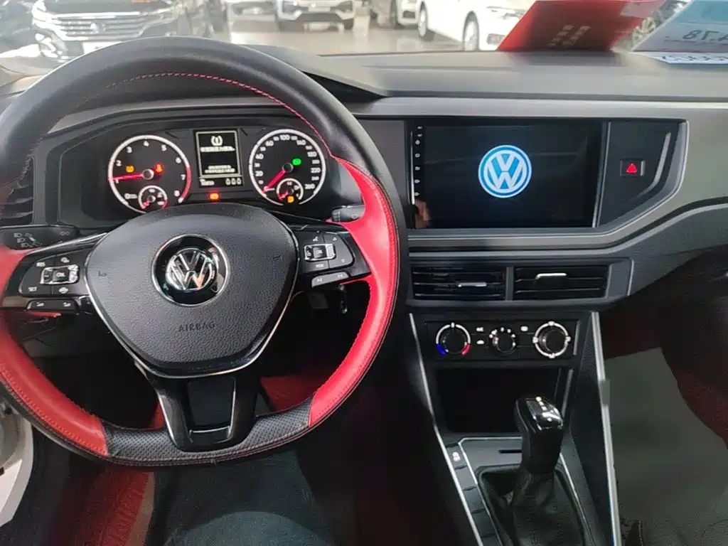 Volkswagen Polo — миниатюра 10