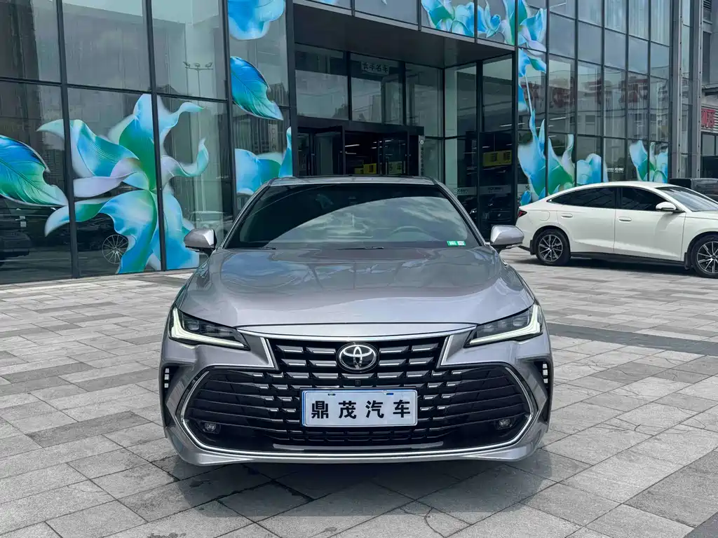 Toyota Avalon 2023 2.0L XLE Premium