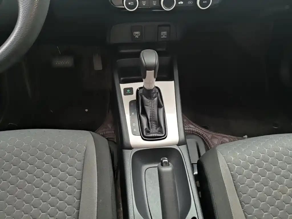 Honda Fit — миниатюра 14