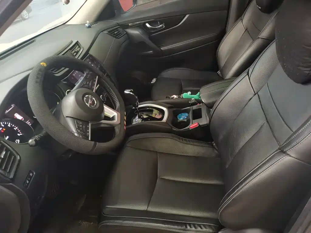 Nissan X-Trail — миниатюра 11