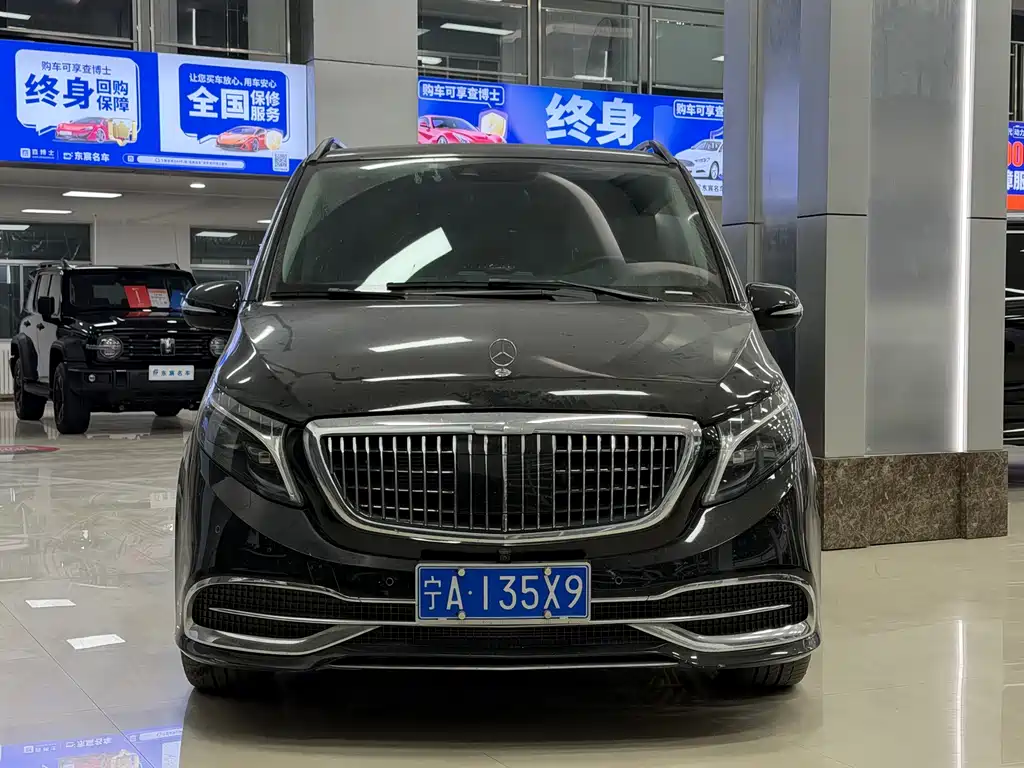 MERCEDES-BENZ V CLASS