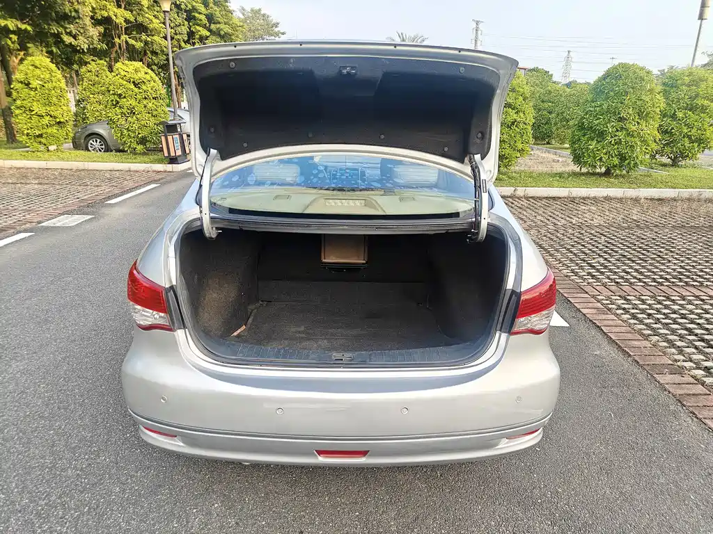 Nissan Sylphy — миниатюра 9