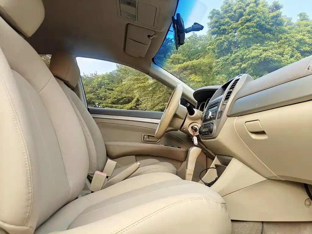Nissan Sylphy — миниатюра 14