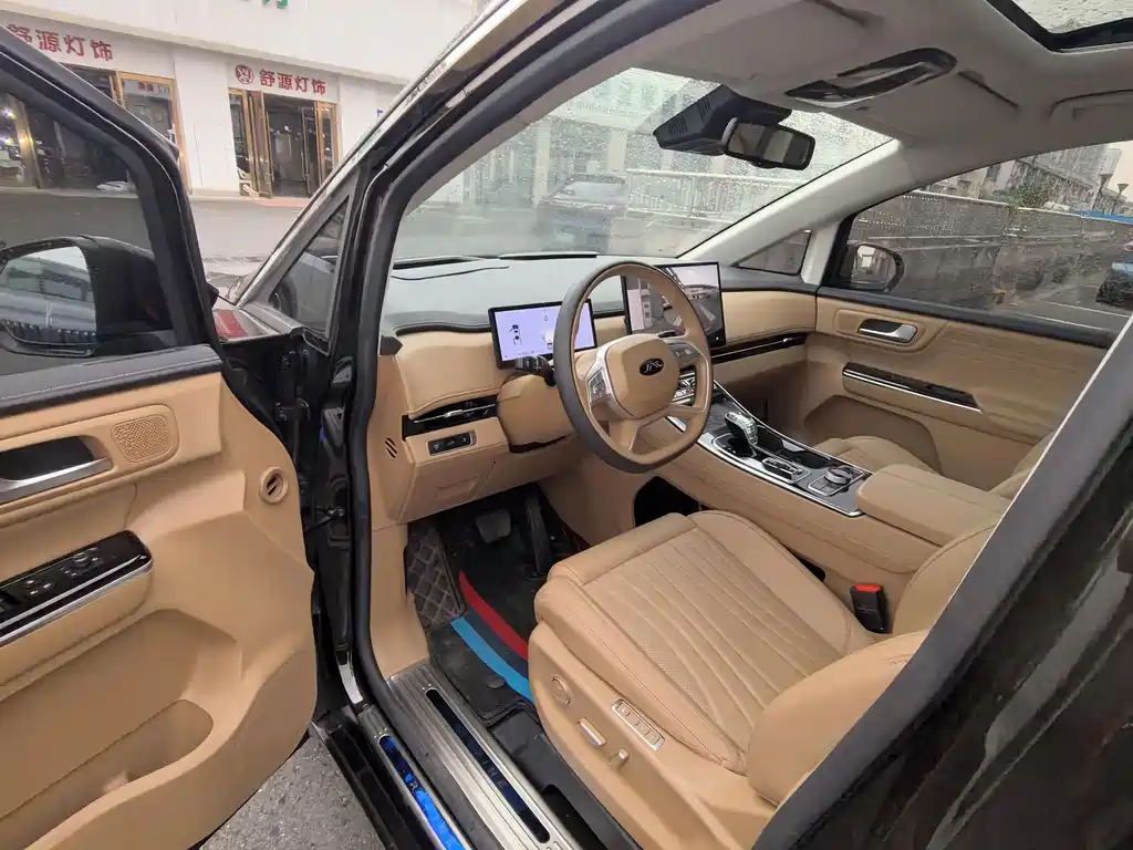 JAC Refine Refine RF8 PHEV — миниатюра 13