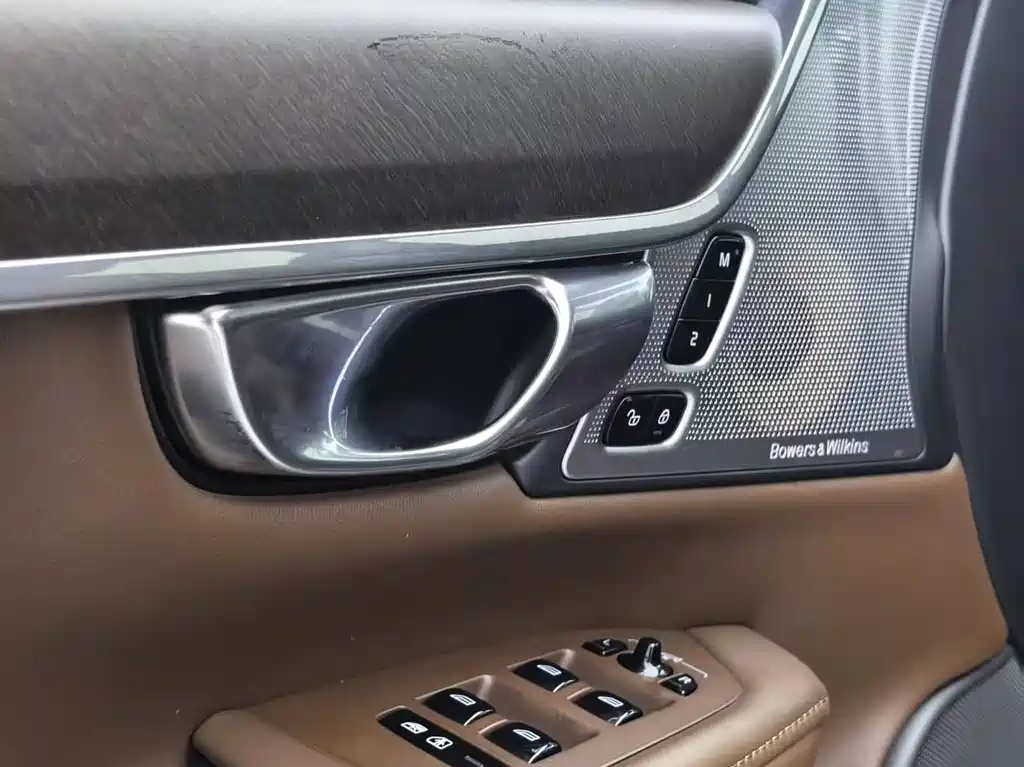 Volvo V90 — миниатюра 25