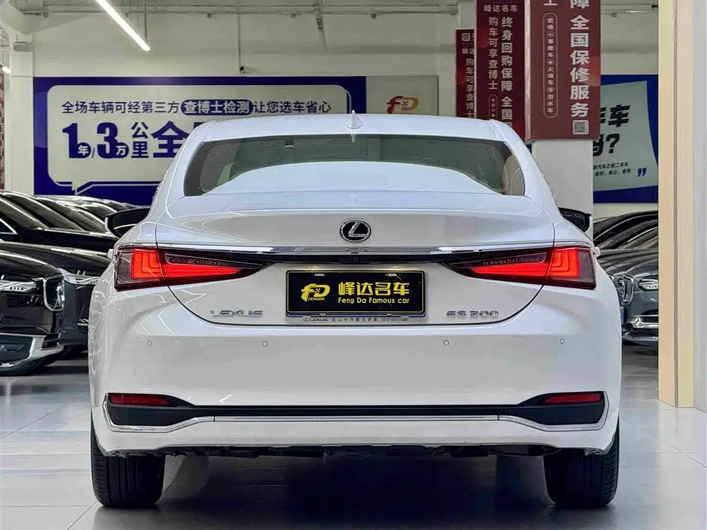 Lexus ES — миниатюра 3